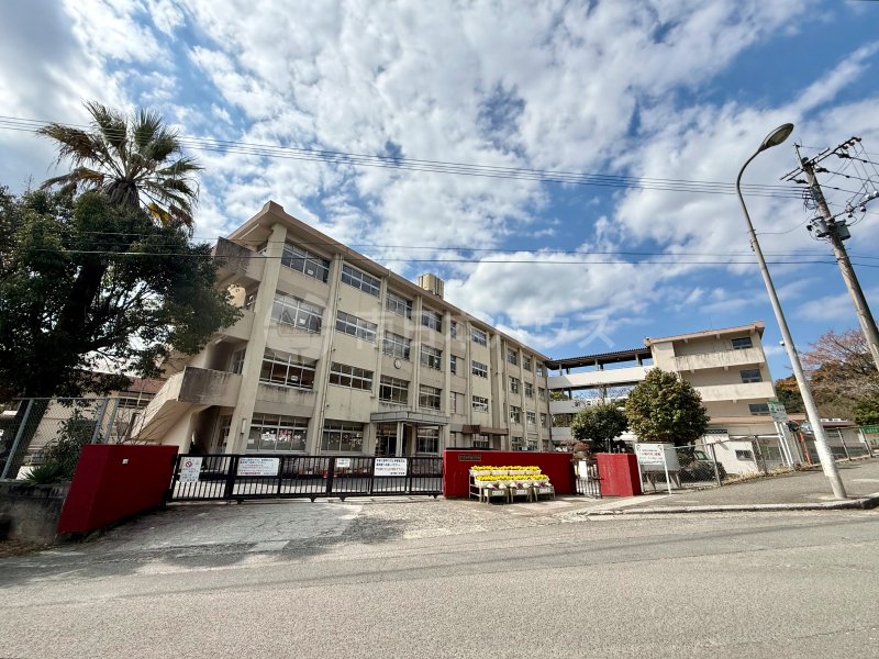 鹿児島市立西伊敷小学校
